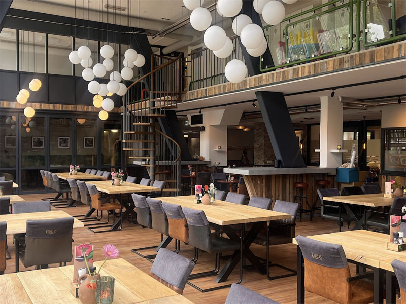 Geniet van een smakelijk moorddiner bij Restaurant Koco – Rotterdam Rotterdam – moorddiner in Restaurant Koco voor teambuilding, personeelsfeest of groepsuitje
