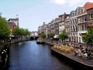 Leiden