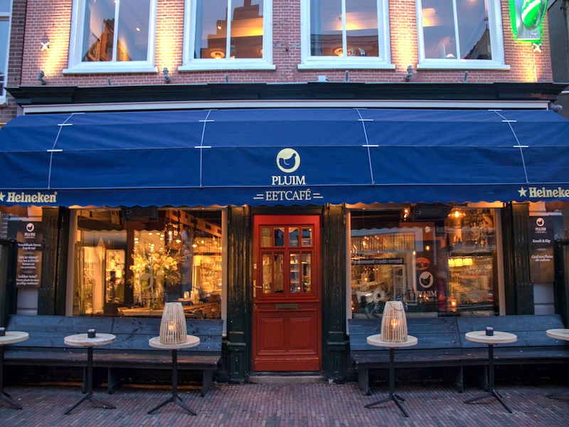 Buitenkant Eetcafé Pluim Alkmaar Ritsevoort - moorddiner moordspel dinerquiz locatie