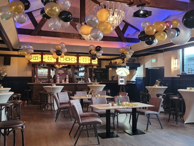 EetBarLekker Limmen interieur zaal EetBarLekker Limmen interieur – Zaal voor dinerspel en groepsuitje