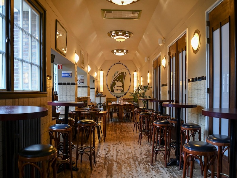 Cafe Restaurant Courzand Rotterdam interieur – Zaal voor dinerspel en groepsuitje