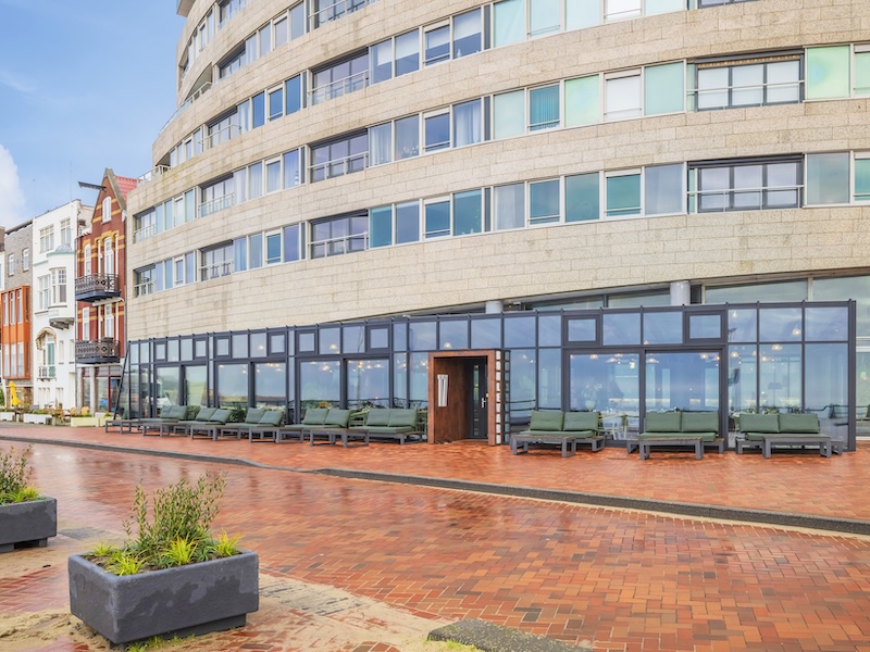 Boulevard 17 Vlissingen gezien vanaf de boulevard aan de Westerschelde